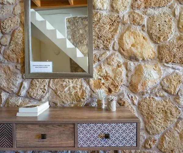 Dimitra's House In Old Town Apartment *