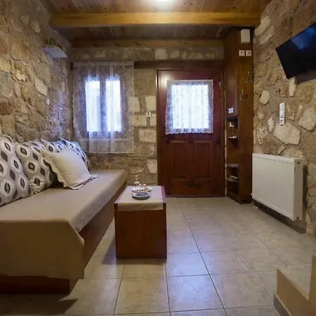 Apartment Dimitra's House In Old Town